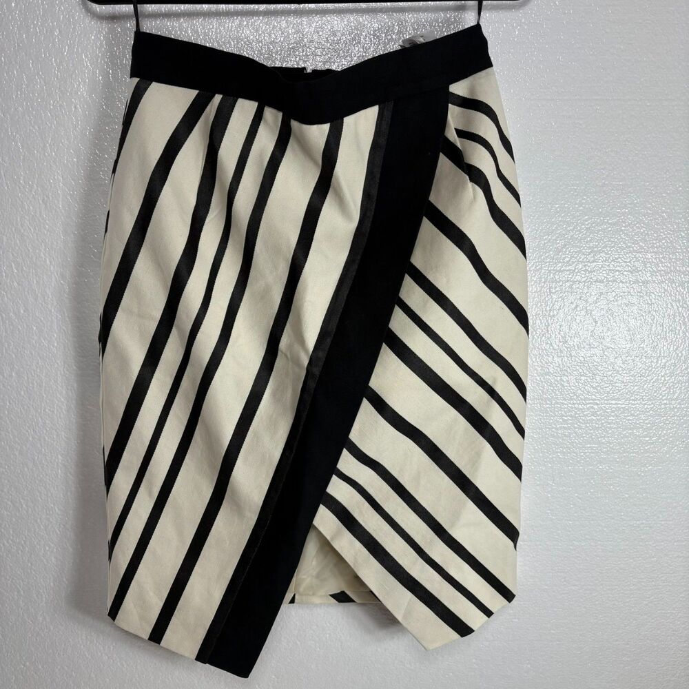 H&M Linen Blend Asymmetrical Skirt Cream and Black Stripe Lined Size 8